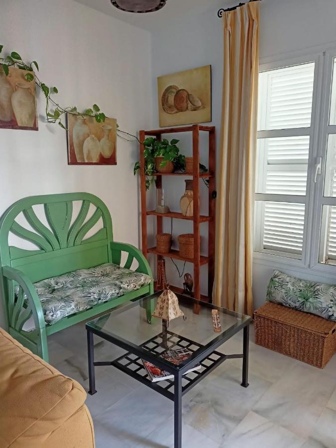 Pueblo Marinero Apartment Ново Санкти Петри Екстериор снимка